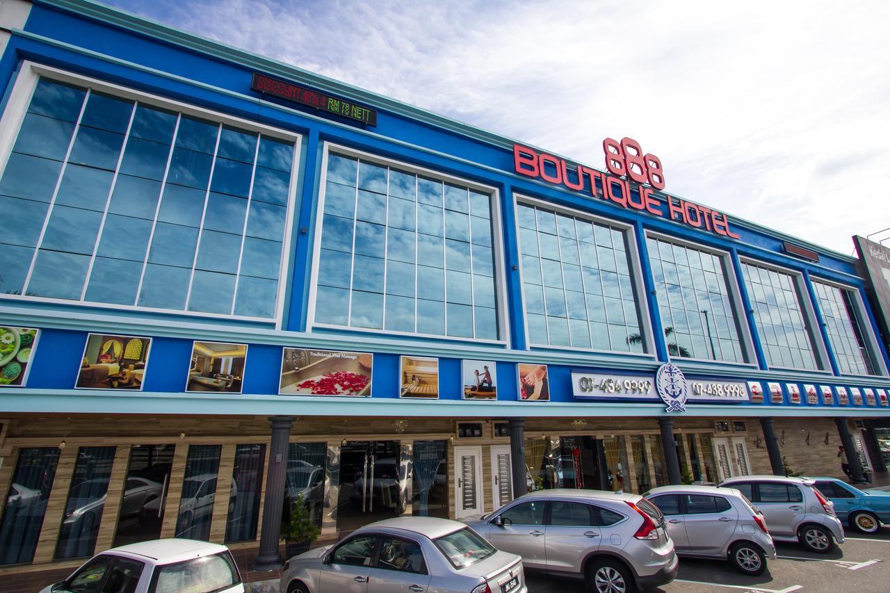 888 Boutique Hotel Batu Pahat Exterior photo