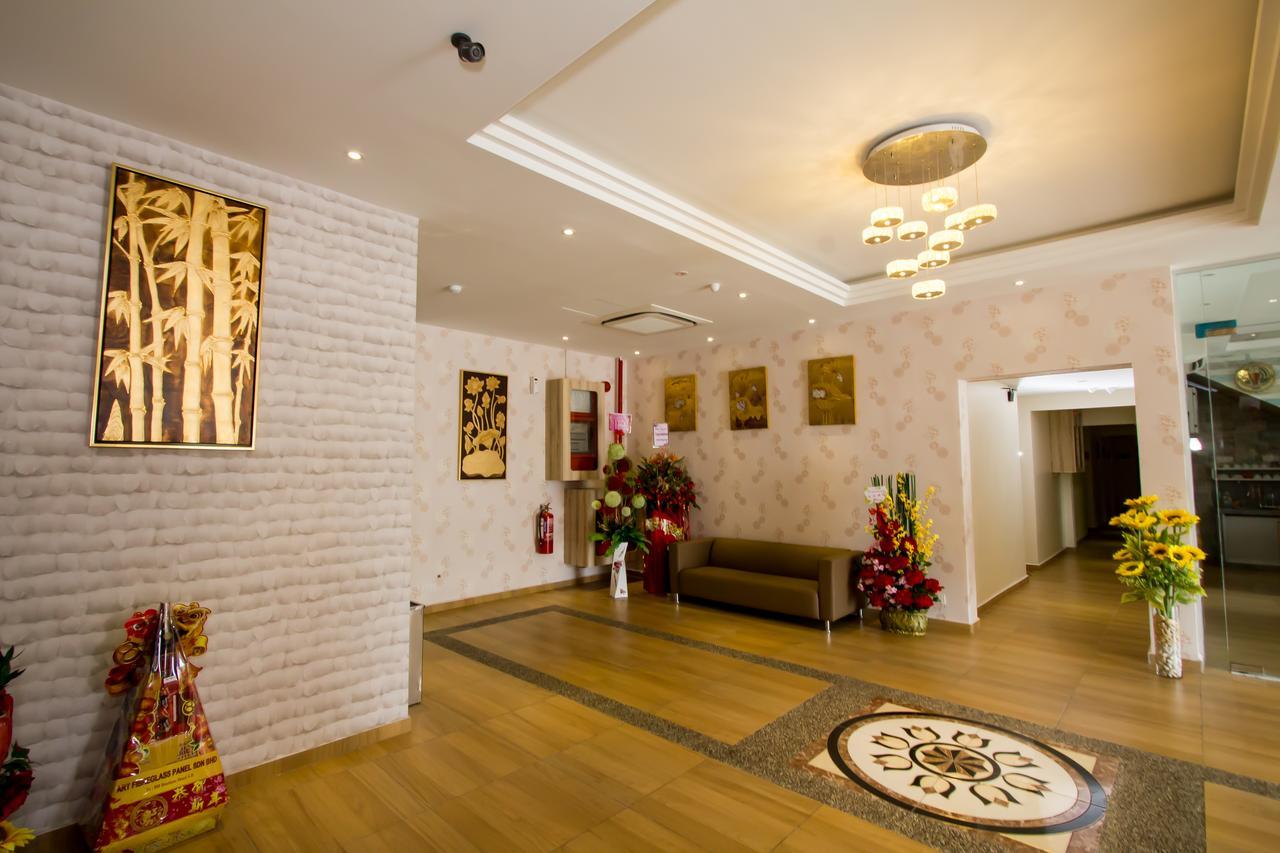 888 Boutique Hotel Batu Pahat Exterior photo